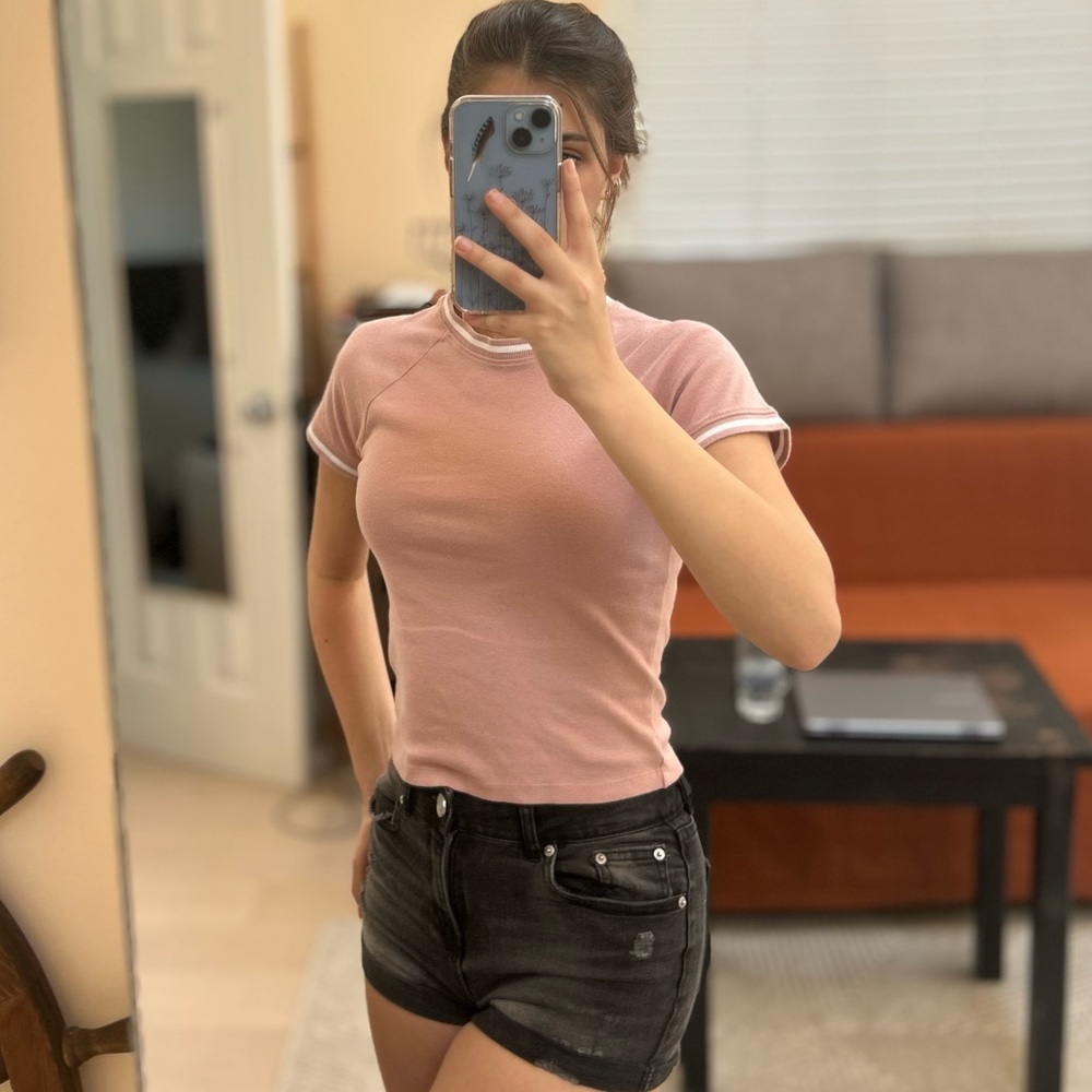 Pink and White Baby Tee from Levi’s in a size Small